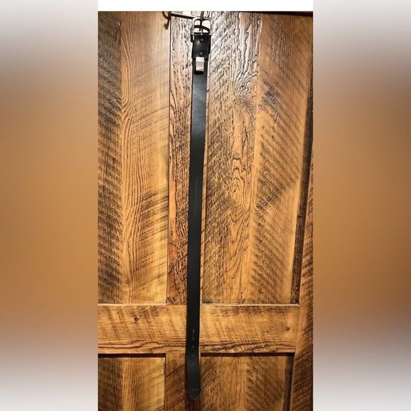 Carhartt Journeyman Belt Black 34 Full Grain Leather Career Minimalist NWT - Picture 10 of 16